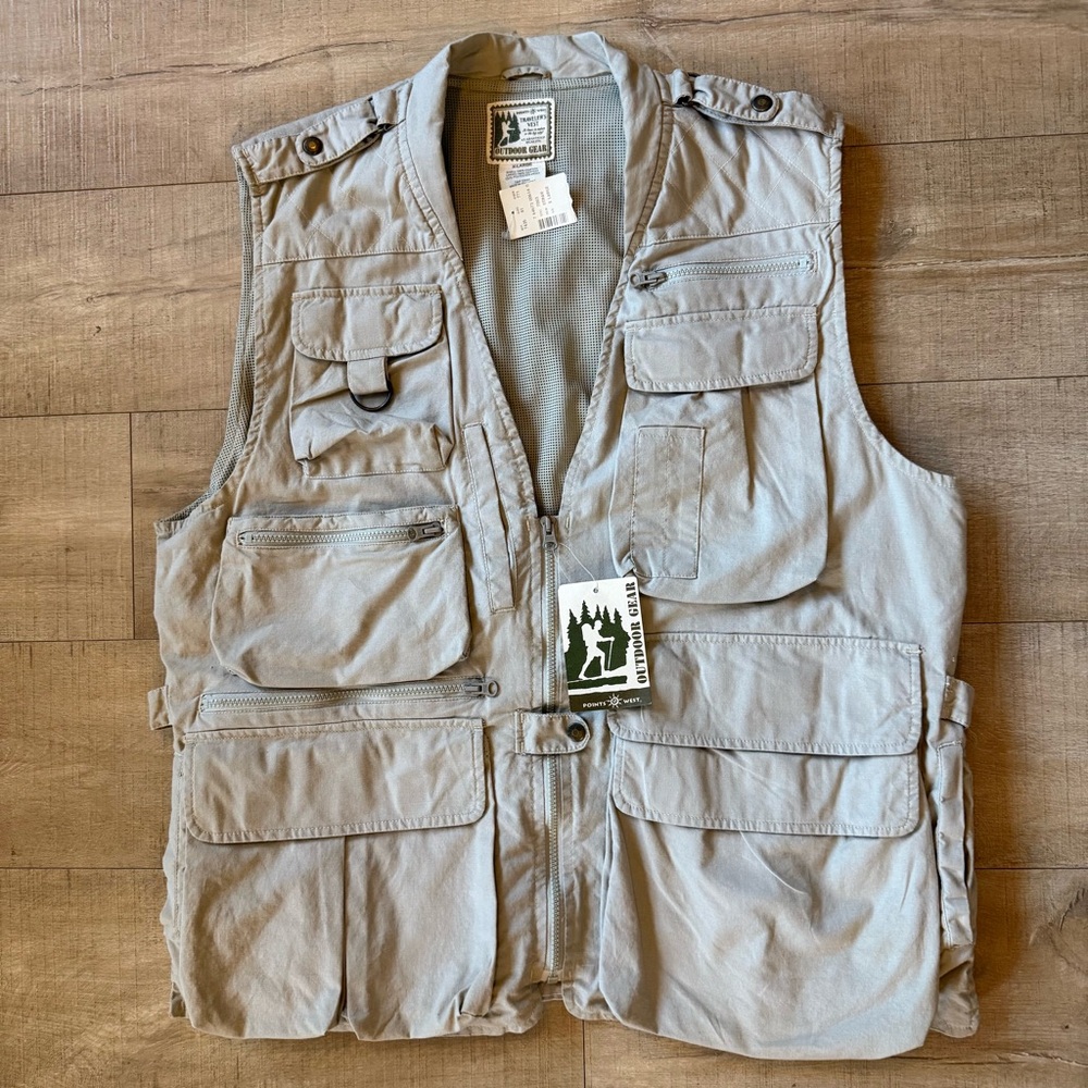 NWT Points west traveler’s vest Outdoor gear Multipocket Utility Vest fishing XL